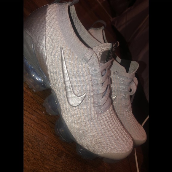 Nike Air VaporMax Flyknit 3 Reflective White - Picture 2 of 5